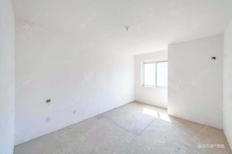 洋房龙城福第小区新居住密度低中间楼层采光好南北通透