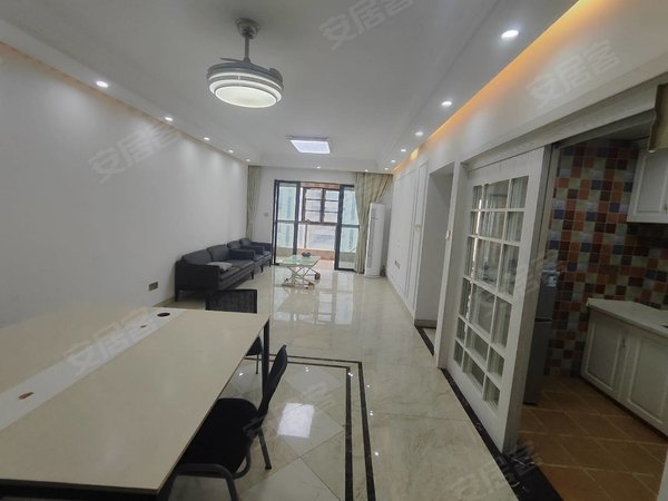 南昌高新开发区创新路保利香槟国际干净整洁 拎包入住 艾溪湖东昌东大道 国家电网 省农商银行出租房源真实图片