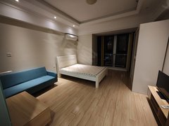 马鞍山雨山万达广场必看好房 万达公寓，朝南户型，家电齐全，干净整洁，拎包入住。出租房源真实图片