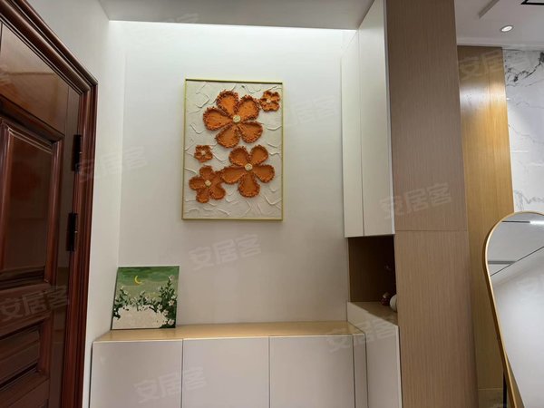 金华东阳东阳市中心海德公园(别墅)拍摄 直播 工作生活两不误 生活设备一应俱全 带院子 现代风出租房源真实图片