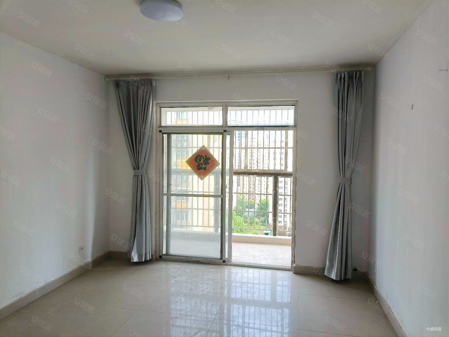 荣城花园北苑 近地铁 大两房 正南 看房方便