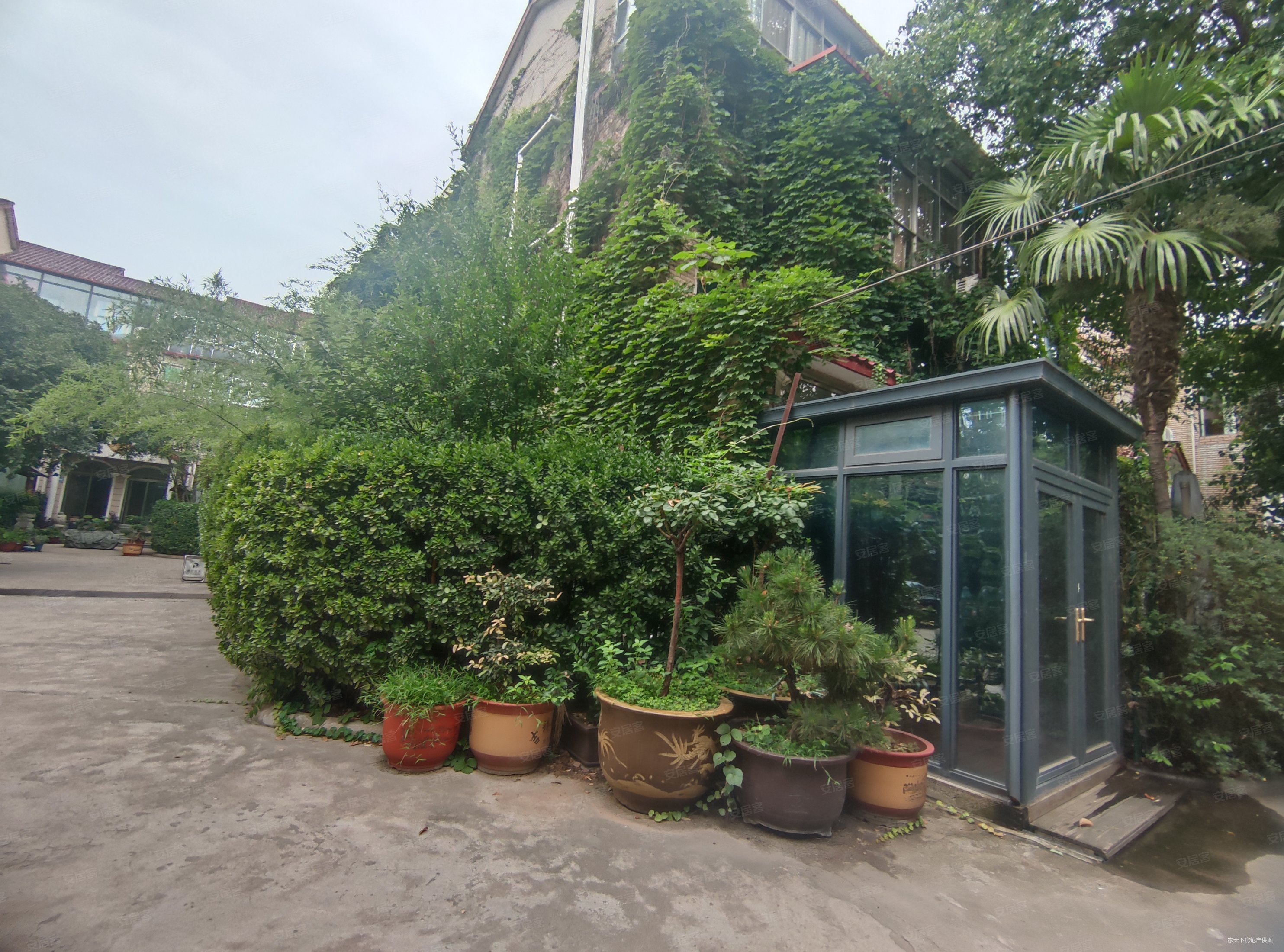 桃园别墅6室3厅3卫300㎡西南200万