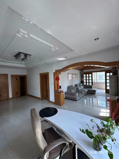 金鹰花园 家门口的食言  小区   精装干净清爽 全天光照