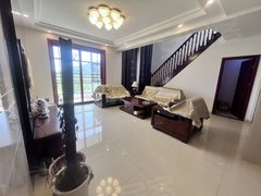 宜春袁州袁山公园湖景洋房两层，拎包入住豪华装修家具家电齐全，袁山公园丽景山庄出租房源真实图片