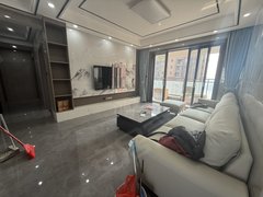 惠州博罗园洲假日君悦湾江景南北通4房2卫，现代风格 品牌家具家电出租房源真实图片