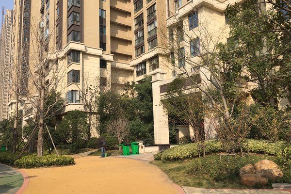 中铁世纪金桥锦湖园