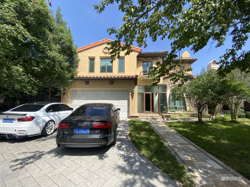 优山美地(b区)5室3厅4卫574㎡南北4800万