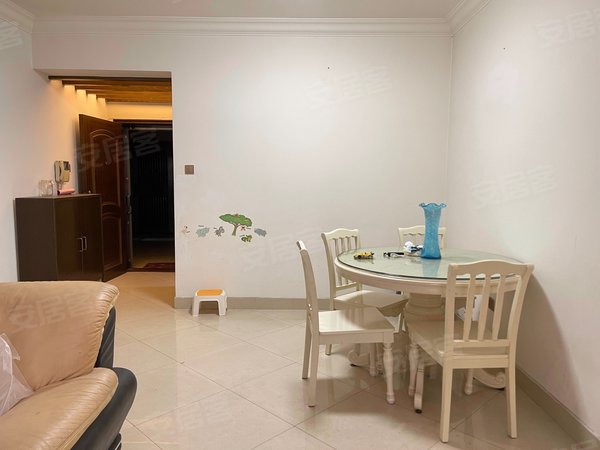 广州海珠琶洲畔江花园畔江花园 3室2厅2卫 配套齐全 南北通透 电梯房