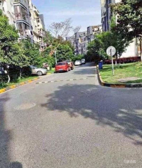 南京房产网>南京二手房>江宁二手房>将军大道二手房>翠屏清华园>600