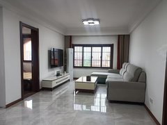 泰兴泰兴市区复兴路临近万达 方便停车 优优华府 都市江南 滨河国际 罗马假日出租房源真实图片