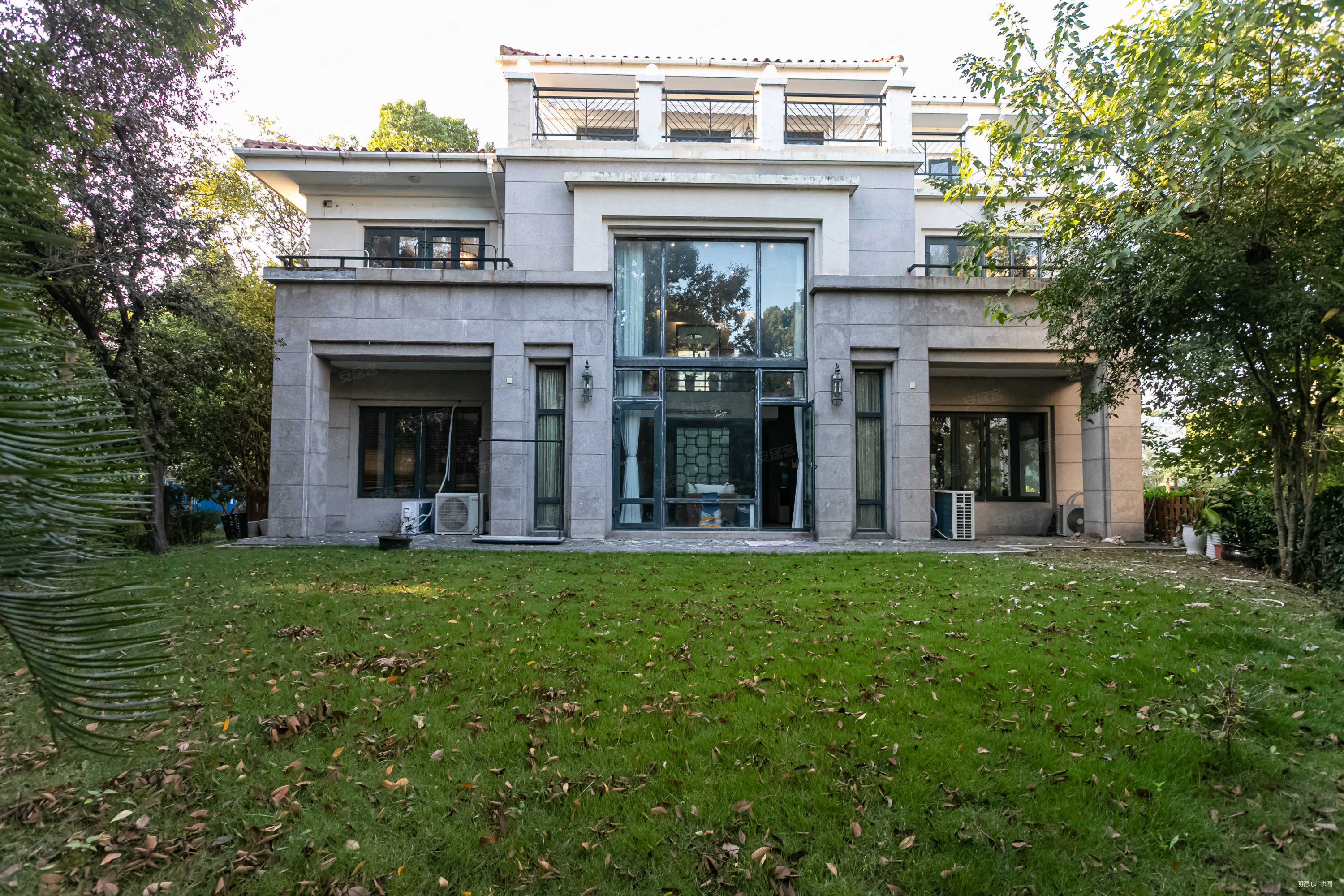 棕榈泉花园5室3厅4卫367.13㎡南5500万