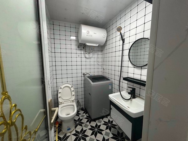 【多图】春辉新村,颛桥租房,实拍春辉新村三户合租主卧独卫 有公用