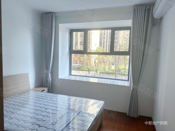 东城新海苑次新房满五精装可拎包入住交通便利临地铁