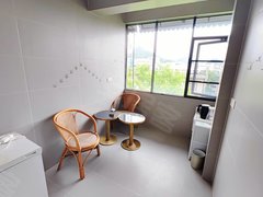 桂林秀峰乐群医学院门口 民用水电 乐泰小区 免物业费 精装1房 拎包入住出租房源真实图片