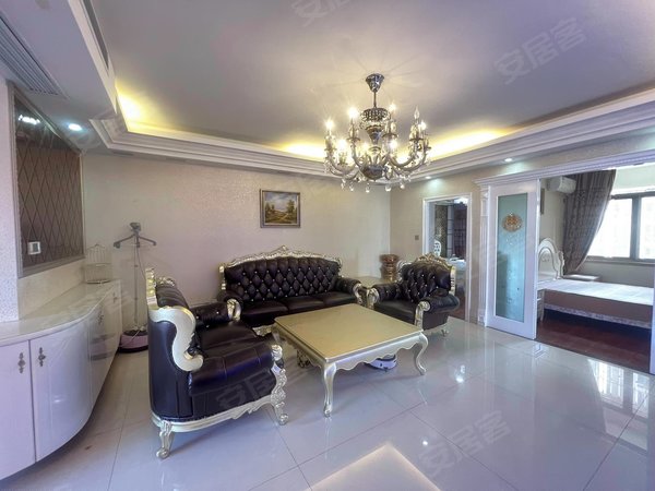 福州长乐吴航滨江望郡(吴航)长乐里仁滨江望郡精装三房出租 设备齐全