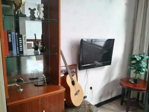 金华东阳东阳市中心民和路4号小区振兴路 新光汇 中山路 人民医院 南市路 五洲之心免费停车场出租房源真实图片