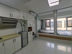 青岛市南五四广场曼哈顿广场 1室1厅1卫出租房源真实图片