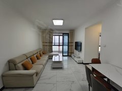 桂林临桂环湖1300出租府悦世家两室精装修两台空调家电家具拎包入住出租房源真实图片