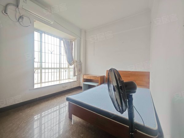 圆玄中学旁 人民公园 私人露台电梯 3房家私电齐全 美力花苑,花都租房