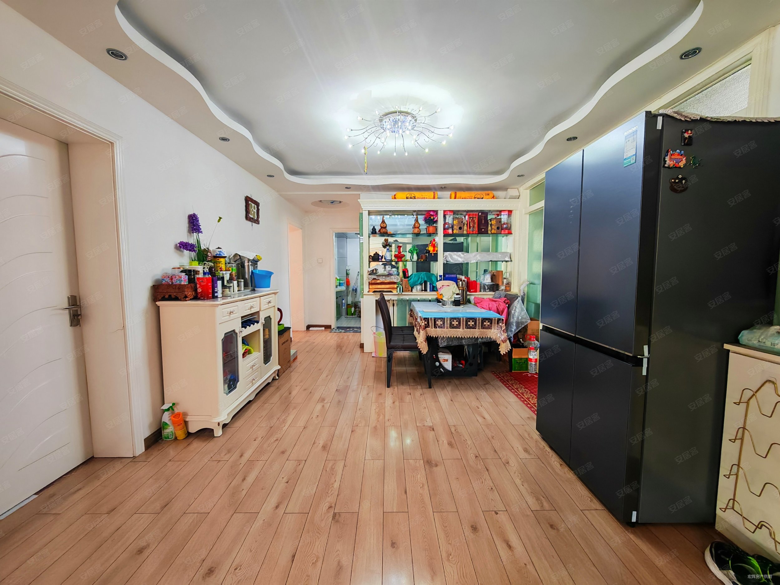 龙源叠翠3室2厅2卫147.81㎡南北76万