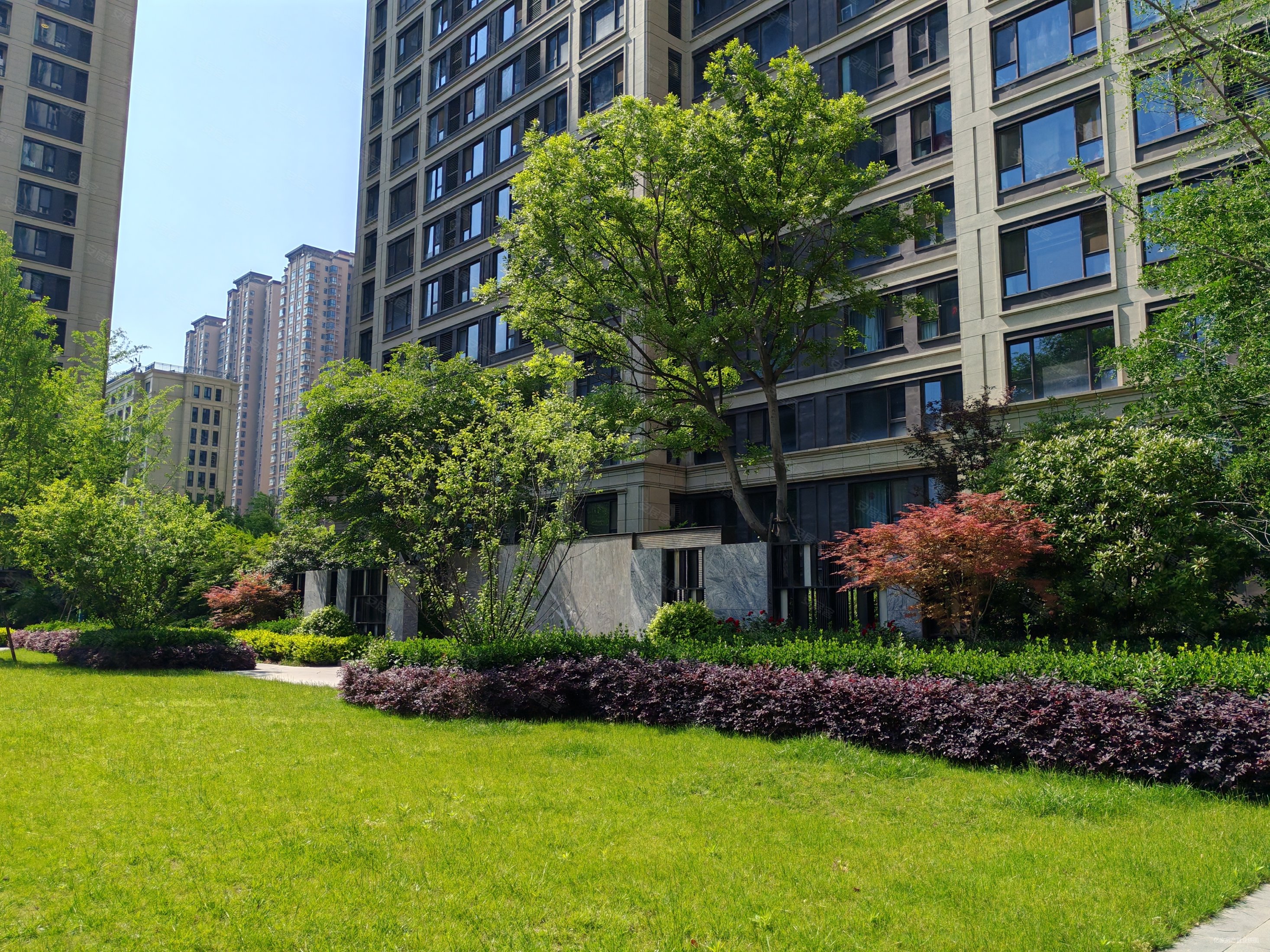 西安房产网>西安二手房>经开区二手房>草滩二手房>绿城桂语蘭庭>2933