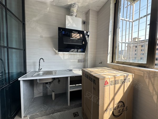 金华东阳东阳江北西范小区西范 山口夜市 哈哈广场 哥帝KTV 精装大小单间 设备齐全出租房源真实图片