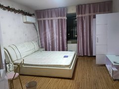 可付一押一 秦峰星尚公寓 有空调有冰箱 1400每月随时看房