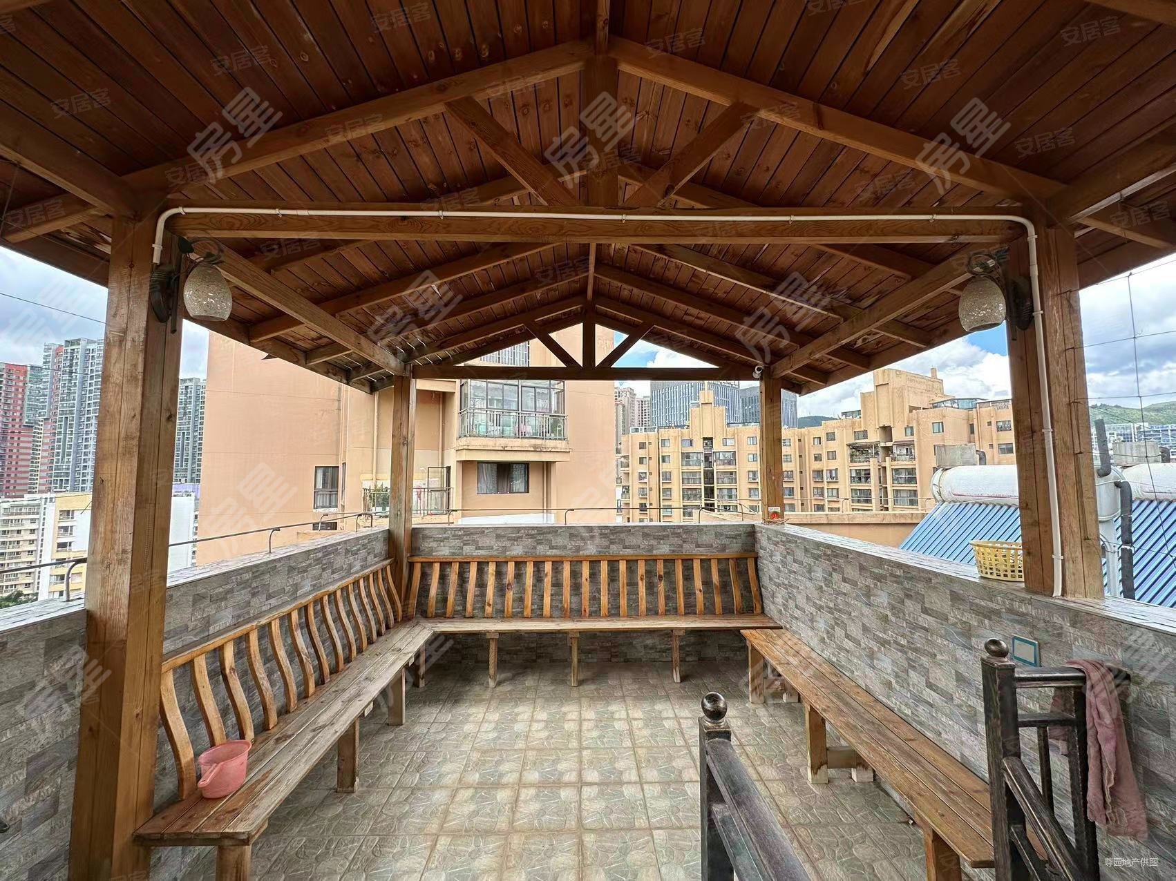 高新区 双卫格局 产权清晰 临地铁 南北通透 商业配套成熟,中天花园