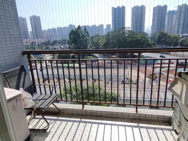 惠州大亚湾西区花千树苑(五六期)花千树二房出租,拎包入住,南向,万达