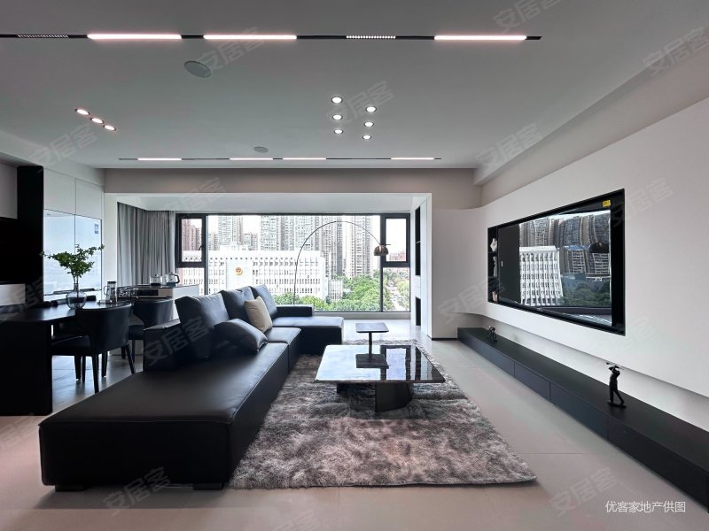 春熙江岸 大横厅精装套三双卫 全屋智能家居 中央空调