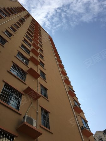 出售依山新居低楼层两室两厅七贤小学