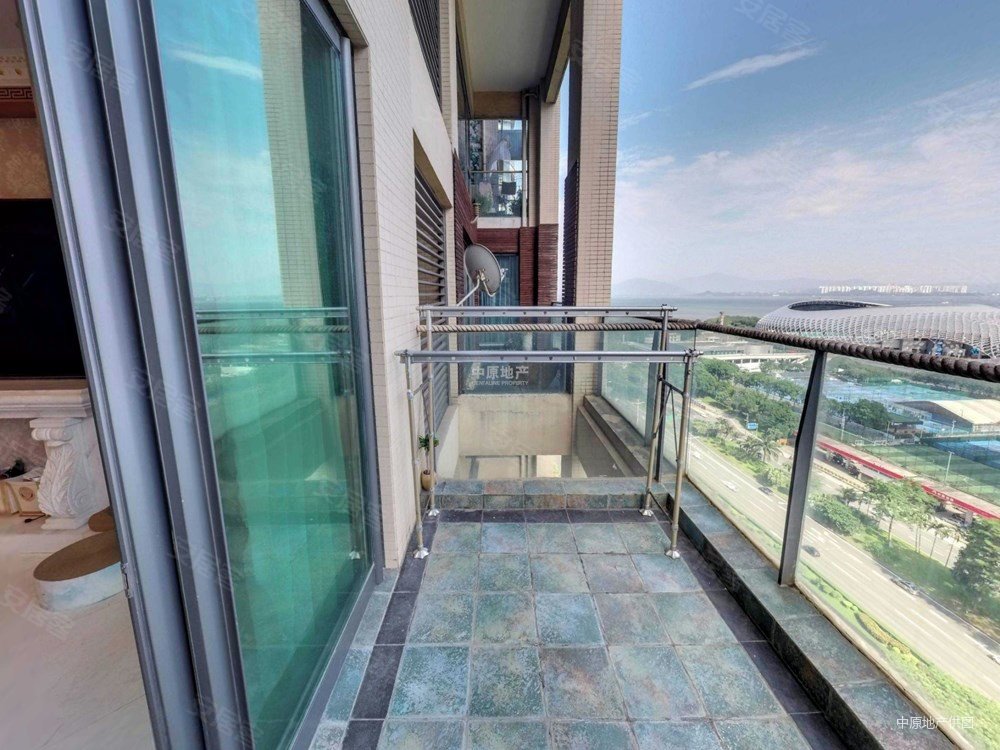 深圳房产网>深圳二手房>南山二手房>科技园二手房>卓越浅水湾>1000