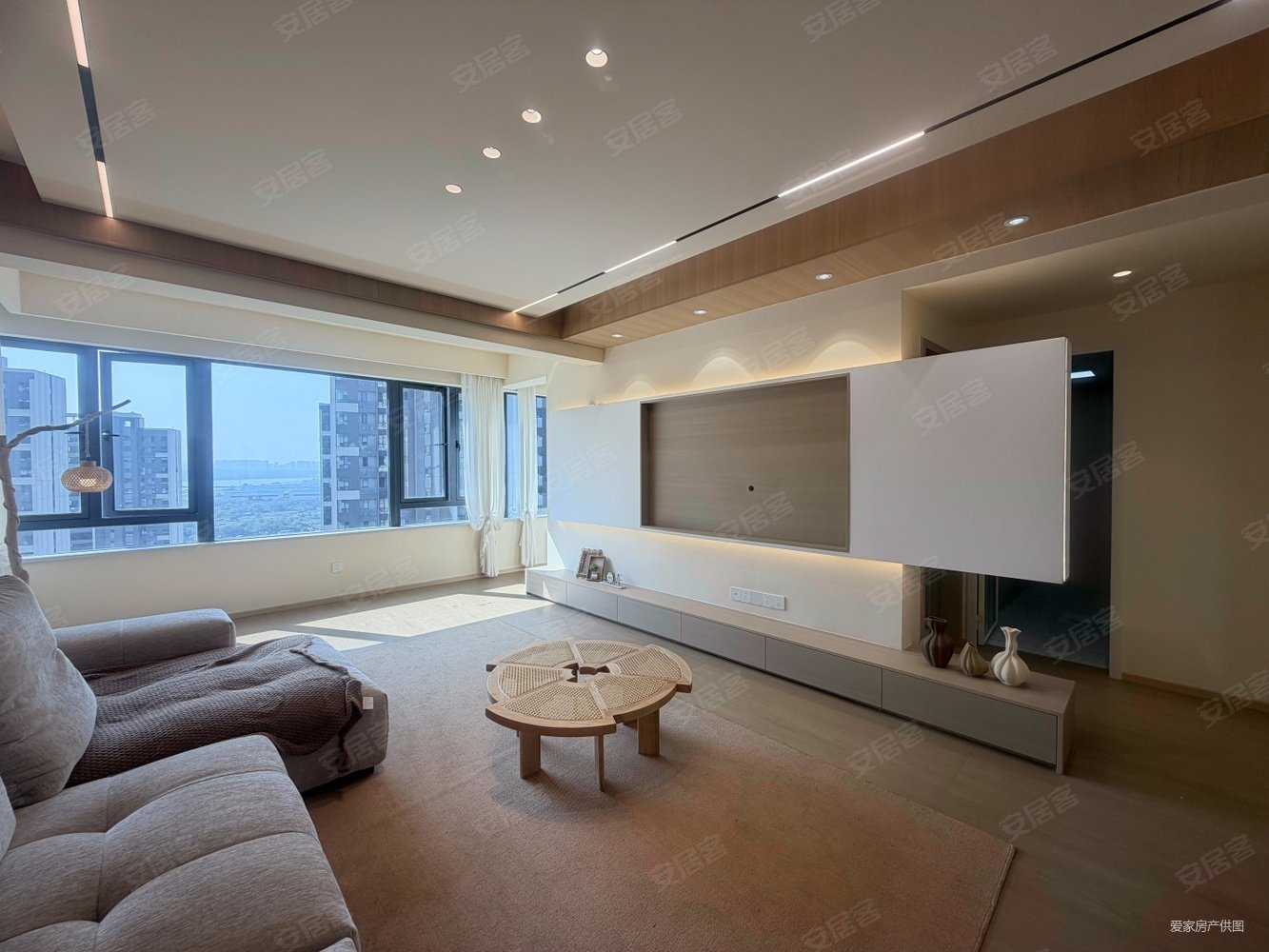 五矿万境水岸(公寓住宅)4室2厅2卫151㎡南北59.8万