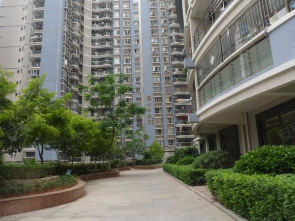 厦门思明湖滨北路禹洲世纪海湾世纪海湾电梯两房 门口就是地铁口出租