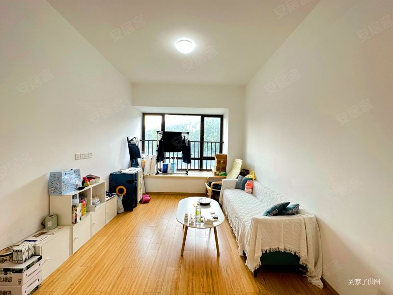 城投置地梧桐栖1期 商品住宅 环境好 停车方便 医疗配套成熟