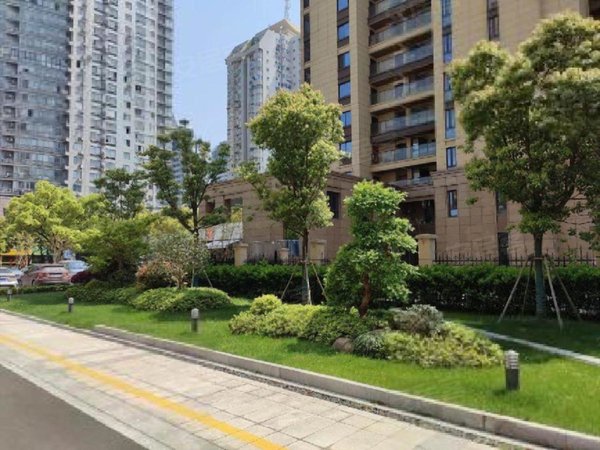 杭州西湖文教保亭人家近翠柏路地铁口,保亭人家精装修两房,电梯小区