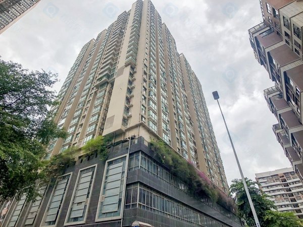 深圳宝安领航城兴达华府采光极好,环境舒适,南北通透,环境优美,空气