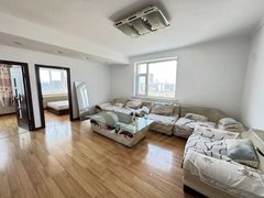 通辽科尔沁万达广场急  平安南区 九中夜市附近 三室 拎包入住 随时看出租房源真实图片