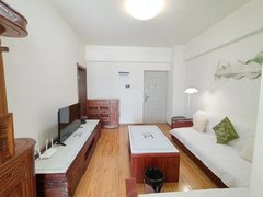 曲靖麒麟南城门市中心南宁市场旁边精装修2居室户型方正交通便利带家具家电出租房源真实图片