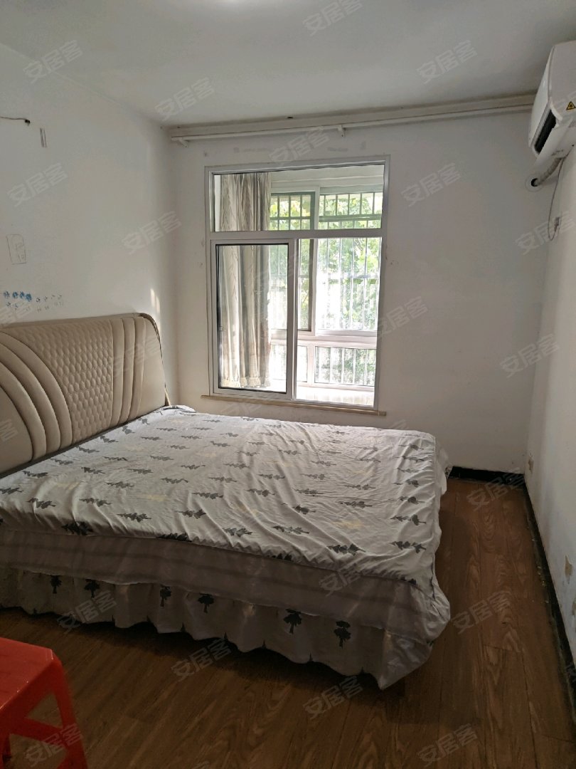 万福家园 2室2厅1卫
