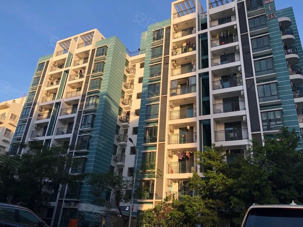 深圳龙华清湖保利悦都清湖地铁口小区阳台房,押一付一,环境优美停车