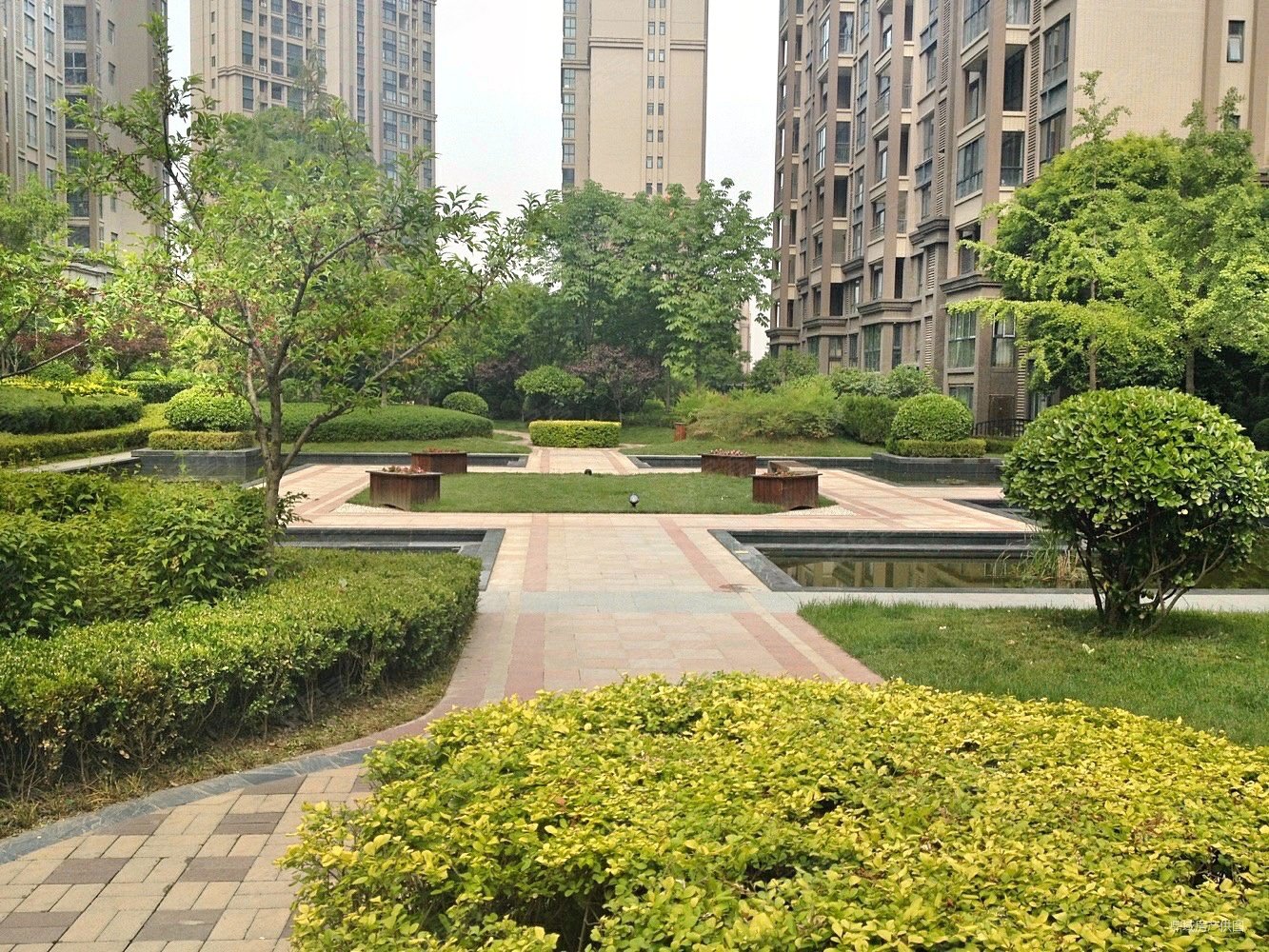 西安房产网>西安二手房>曲江新区二手房>芙蓉东路二手房>中海东郡>