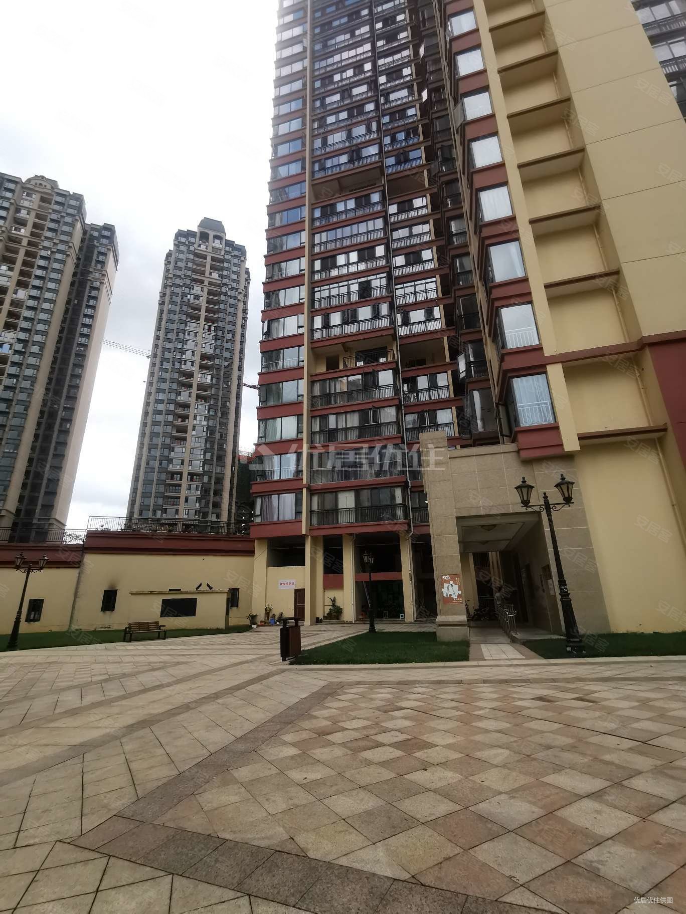 贵阳房产网>贵阳二手房>乌当二手房>新添寨二手房>恒大都会广场>