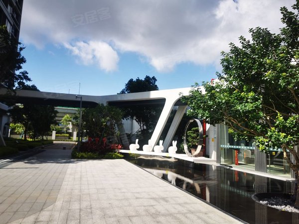 珠海高新区唐家湾中海星筑远光软件园对面,中海星筑精装三房出租出租