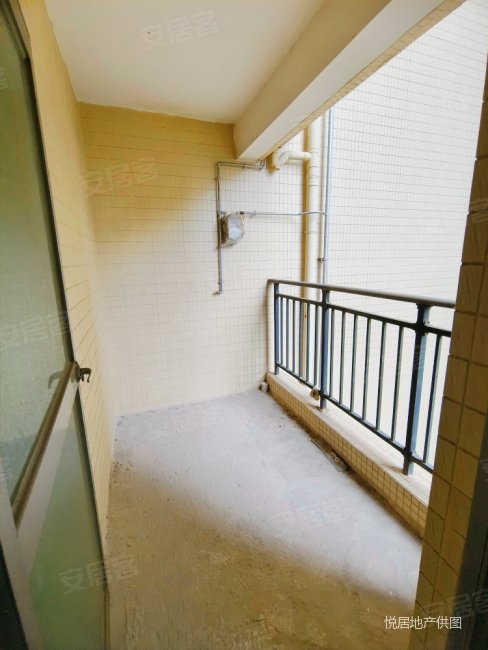 东逸湾花园万科管理近地铁送入户大三房急售毛坯