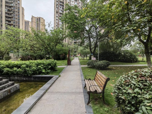 重庆渝北回兴空港环山国际新上 环山国际 精装两室 钥匙在手 随时看房