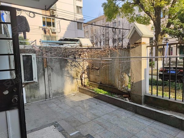 【多图】民悦苑,通河新村租房,一楼大天井房 本人实拍 室内空气流畅