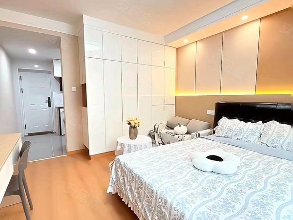 北京通州果园九棵树27号小区1号线精装修公寓 近地铁无中介 押一付一