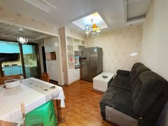 重庆渝北龙头寺五里店 渝鲁双轻轨 配套齐全 找个爱干净的女室友 通燃气!出租房源真实图片