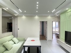 昭通昭阳南片区御峰云府 电梯房 标准三居室 精装 带全套家具家电 拎包入住出租房源真实图片